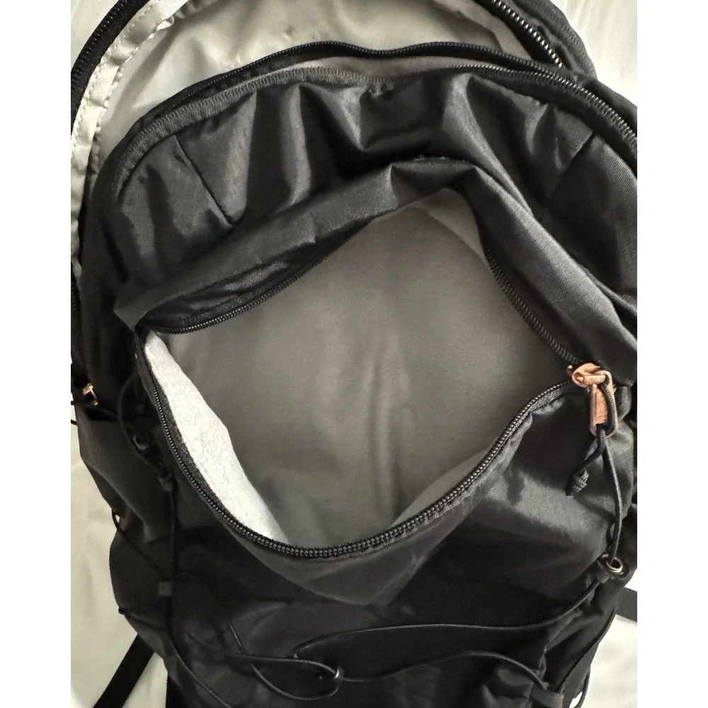 The North Face Borealis Backpack Black FlexVent Laptop Daypack 28L ACA CERT